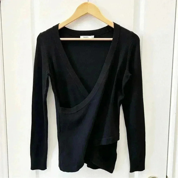 Ricki’s Wrap Front Sweater Deep V Neckline Thin Knit Stretch Fit Black Size XS - Picture 3 of 15